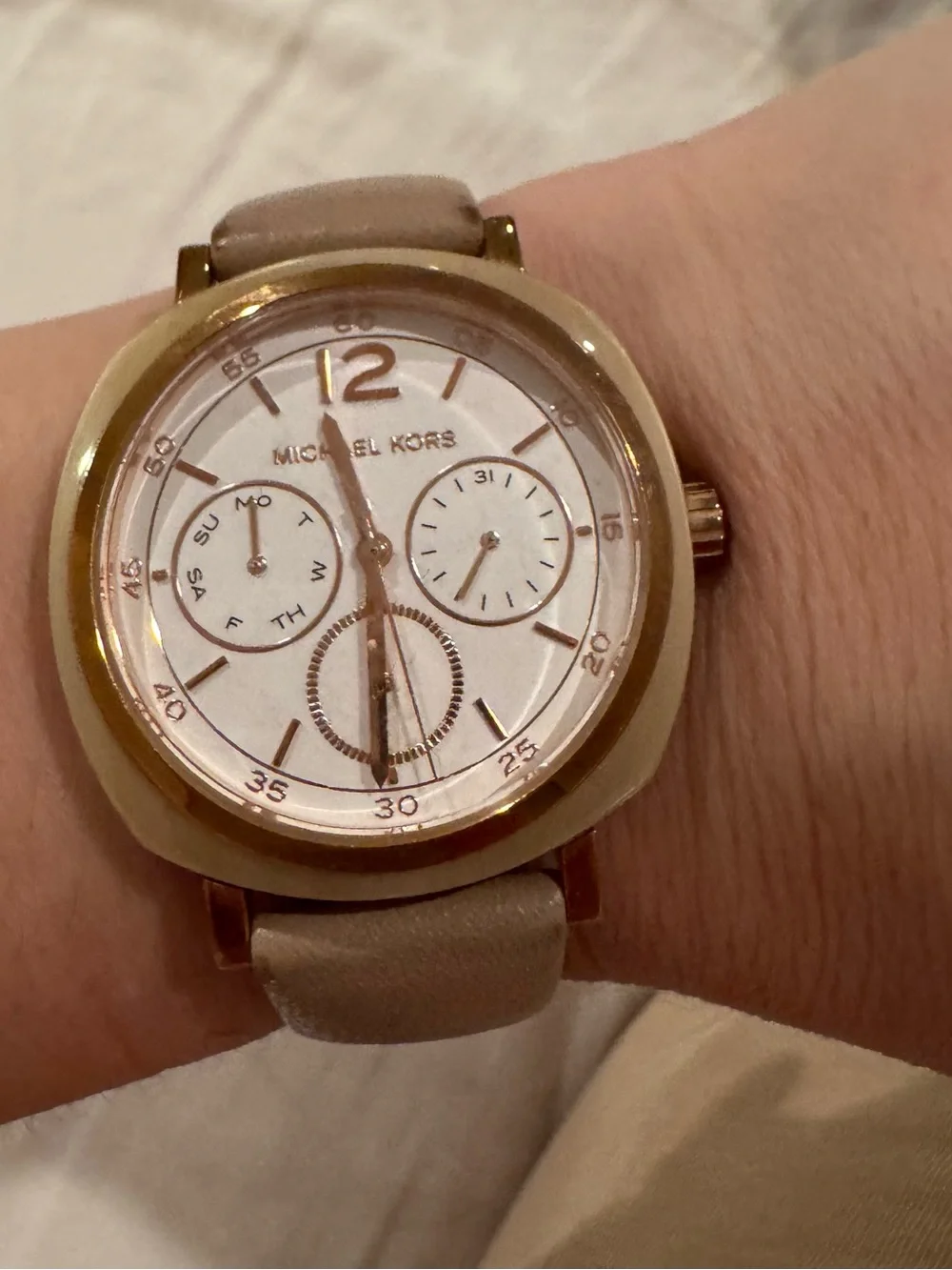 Michael Kors Rose Gold Case Watch with Beige Leather Strap